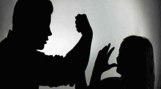الإعلام والجمعيات دعامتان أساسيتان لمناهضة العنف ضد النساء