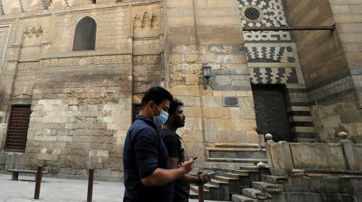 مصر تكشف استراتيجة مواجهة “الموجة الثانية” لكورونا