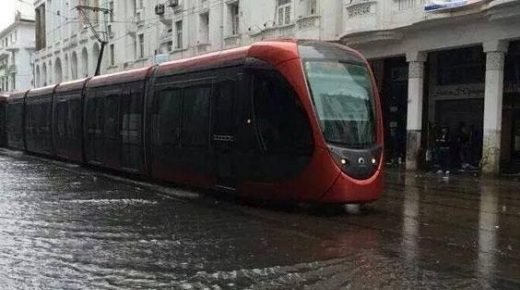 الدار البيضاء : الحركة “مضطربة جدا” على مستوى شبكة الطرامواي بسبب الأمطار الغزيرة