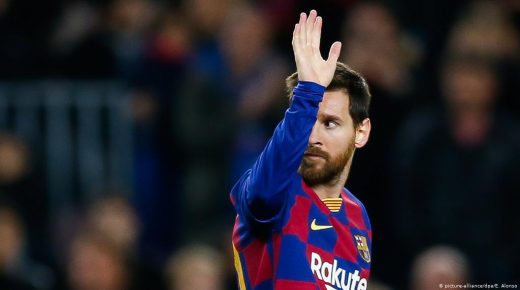 فوز ساحق لبرشلونة.. وتألق كبير لميسي