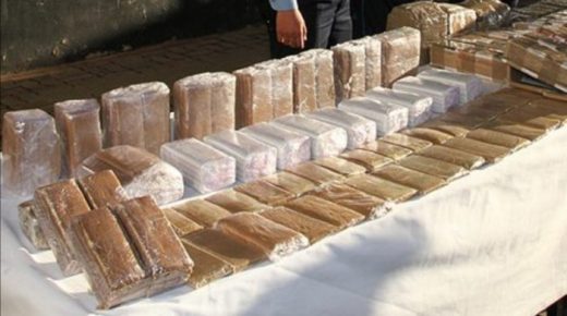 الشرط تحبط عملية تهريب طن و120 كيلوغراما من مخدر الشيرا بالقنيطرة