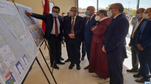 وزير العدل يتفقد ورشي تهيئة المحكمة الابتدائية ومحكمة الاستئناف بالحسيمة