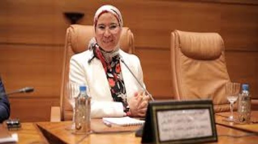 فضح الخروقات القانونية والإنسانية والأخلاقية في مخيمات تندوف يتصدر أولويات الدبلوماسية المغربية