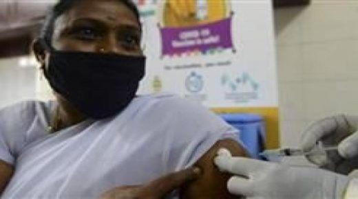 الهند توافق على استخدام لقاحين وقاية من كوفيد-19