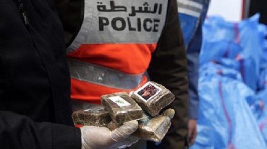 الناظور… محاولة تهريب طنين و 380 كيلوغرام من مخدر الشيرا وفتح بحث قضائي لتحديد المتورطين
