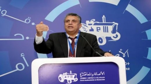تأخر اللقاحات يثير تساؤل حزب البام