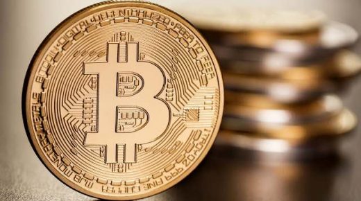 تسلا تستثمر المليارات في بتكوين وتنعشها