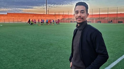 لعنيبة يكتب بحائطه: كيفية وضع أسلوب لعب فريق
