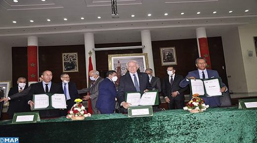 بني ملال خنيفرة: التوقيع على اتفاقية لتطوير أدوار المدرسة التربوية والثقافية والمدنية وزرع قيم التسامح والتعدد والتعايش