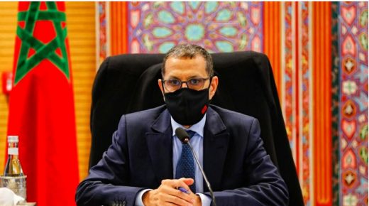 رئيس الحكومة يحذر من دخول البلاد موجة ثالثة لكورونا بعد ارتفاع الإصابات مؤخرا