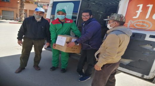 المندوبية الإقليمية لتعاون الوطني بالرحامنة توزع بعض المواد الغذائية على على ذوي الاحتياجات الخاصة