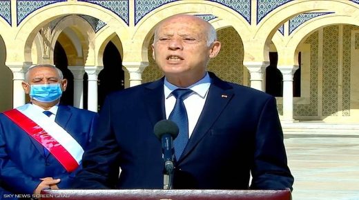 السفارة الأميركية في تونس ترد على اتهام “تمويل” قيس سعيد