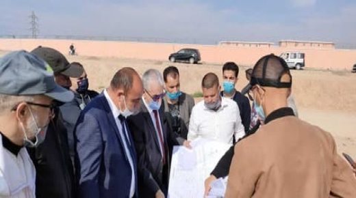 المدير الجهوي لوزارة التقافة والشباب والرياضة بمراكش يعطي انطلاقة بناء مسبح أولمبي بتامنصورت نواحي مراكش