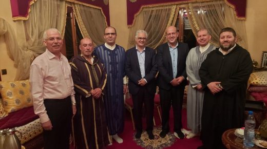نزار بركة يحل بطنجة ويعتمد الحمامي بصفة رسمية وكيلا للائحة الميزان