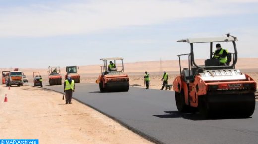 السيد اعمارة : نسبة تقدم أشغال الطريق السريع تيزنيت-الداخلة على مستوى إقليم بوجدور بلغت 91 بالمئة