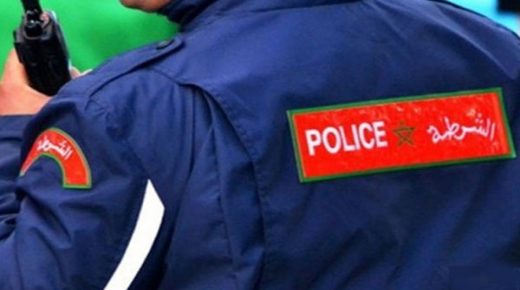 موظف شرطة يضطر لاستعمال سلاحه لتوقيف شخص اعتدى على المواطنين وعلى الشرطة