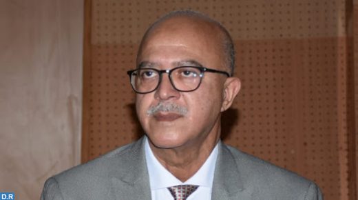 تنصيب عميد كلية اللغات والفنون والعلوم الإنسانية بجامعة الحسن الأول