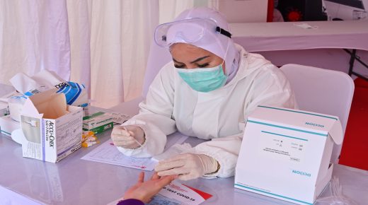 دراسة تكشف الأسباب التى تجعل نتائج اختبارات مصابى كورونا إيجابية رغم مرور فترة من التعافي