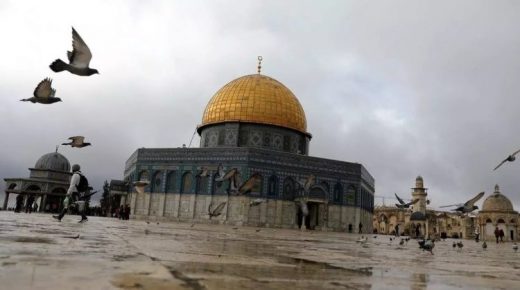 منظمة المؤتمر الإسلامي تثمن الدور الذي تقوم به لجنة القدس برئاسة جلالة الملك لحماية المقدسات في القدس الشريف