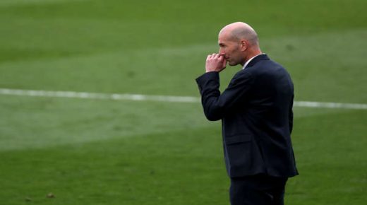 تقارير: زيدان يبلغ ريال مدريد برحيله