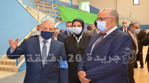 وجدة : والي جهة الشرق يشرف على تمويل الدفعة التاسعة من المشاريع المدرة للدخل لفائدة السجناء المفرج عنهم