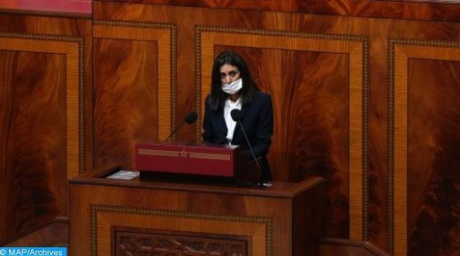 السيدة نادية فتاح تستعرض خطة عمل الوزارة لتنزيل مخططات الإنعاش القطاعية