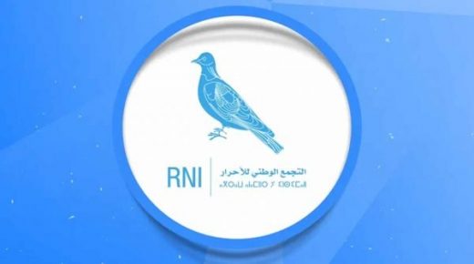 الأحرار ينجح في ضم شخصيتين بارزتين