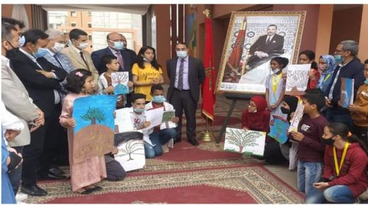 مدير الأكاديمية الجهوية للتربية والتكوين لجهة مراكش آسفي يترأس حفل احتفاء بشجرة أركان بإحدى الاعداديات بمراكش