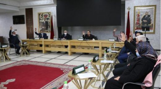 مجلس عمالة فاس يصادق على اتفاقيتين تهمان الصناعة التقليدية والطفولة