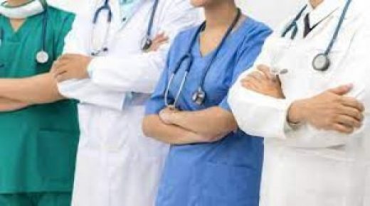 مجلس النواب يصادق على مشروع القانون المتعلق بمزاولة مهنة الطب