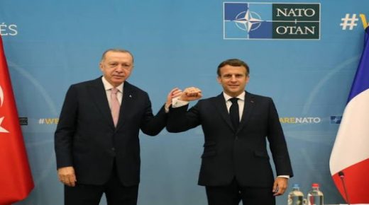 ماكرون: أردوغان عازم على سحب المرتزقة من ليبيا “في أقرب وقت”