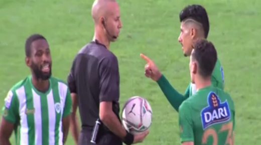 نهضة بركان تفوز على المولودية الوجدية والحكم “بلوط” يفسد ديربي الشرق