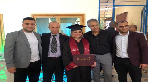 بميزة مشرف جدا.. الطالبة لمياء زعزاع تحصل على نيل الدكتورة في علم التغذية