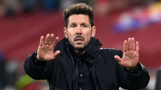 أتلتيكو مدريد يمدد عقد سيميوني حتى عام 2024