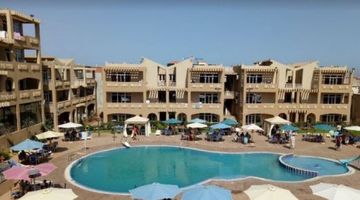 مؤسسة فندقية تخلق الجدل بالامتناع عن استقبال “فتيات غير مصحوبات”