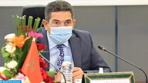 وزارة التربية الوطنية تربط اعتماد “التعليم عن بعد” بتطورات الحالة الوبائية