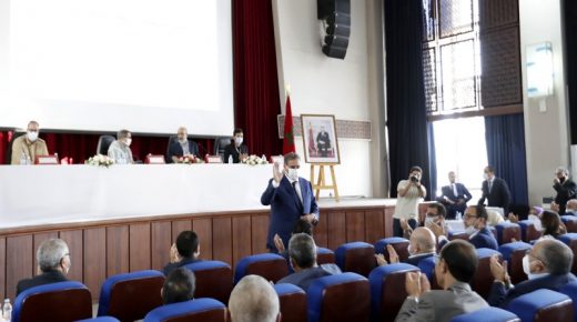 انتخاب أخنوش رئيساً للمجلس الجماعي لمدينة أكادير