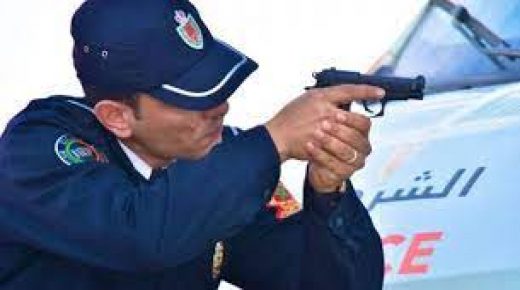 طنجة.. ضابط شرطة يضطر لاستعمال سلاحه الوظيفي لتوقيف شخص ينشط في ترويج المخدرات والمؤثرات العقلية