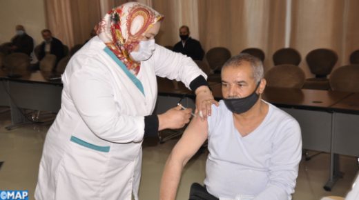 كوفيد 19 : تلقيح حوالي 78 في المائة من الساكنة المستهدفة بإقليم خنيفرة