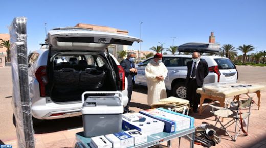 المبادرة الوطنية للتنمية البشرية بتزنيت: تعزيز العرض الصحي باقتناء ثلاث وحدات طبية متنقلة