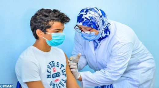أكثر من مليون متمدرس بين 12 و17 سنة تلقوا الجرعة الأولى من اللقاح المضاد لكوفيد-19