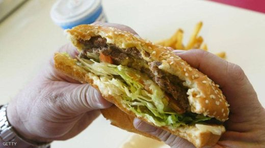 “مادة خطيرة” في الوجبات السريعة..