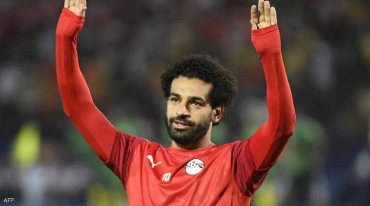 مدرب الأهلي يشكر محمد صلاح على هديته