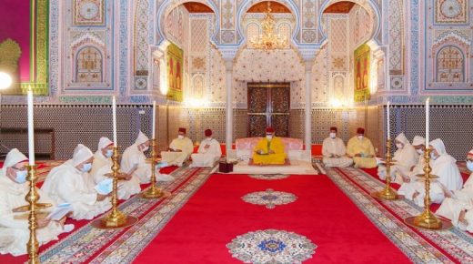أمير المؤمنين يحيي ليلة المولد النبوي الشريف