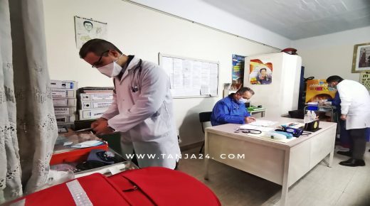 عضو باللجنة العلمية يكشف إمكانية تلقي الجرعة الثالثة بلقاح آخر