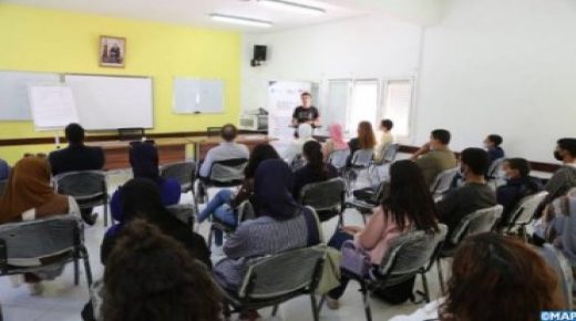 الداخلة.. استفادة حوالي 20 شابا من برنامج “Building Better Bootcamp”