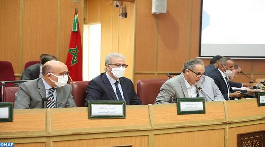 المصادقة على مشروع النظام الداخلي لمجلس جهة مراكش-آسفي