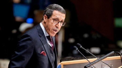 السيد هلال في رسالة إلى مجلس الأمن: “منذ متى كان نشطاء حقوق الإنسان يرتدون زيا عسكريا ويحملون بندقية كلاشينكوف؟”