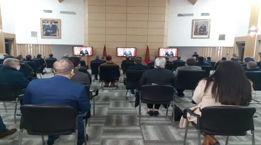 تازة: عامل اقليم تازة يترأس حفل الانصات للخطاب الملكي السامي بمناسبة الذكرى46 للمسيرة الخضراء المظفرة