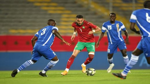 الجماهير المغربية تتساءل حول مستقبل زياش، مزراوي وحارث في كأس إفريقيا